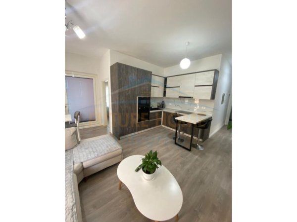 Tirane, shitet apartament 1+1 Kati 3, 67 m² 97.000 € (Ali Dem)