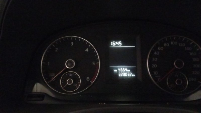 Durres, shes Furgon VOSWAGEN Nafte, e bardhë manuale Kondicioner 320.000 km 3.500 €