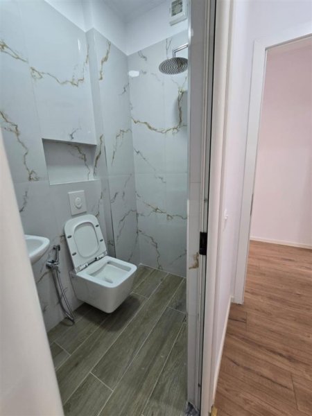 Tirane, shitet apartament 2+1 Kati 7, 97 m² 210.000 € (Rruga Kavajes)