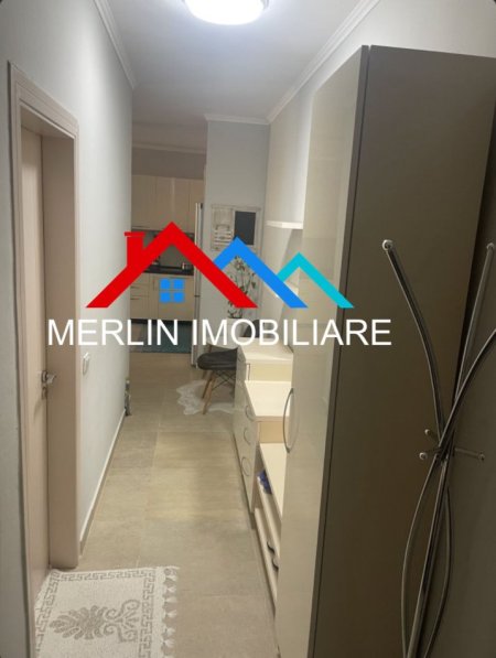 Tirane, jepet me qera apartament 2+1 Kati 1, 100 m² 900 € (Liqeni i Thate)