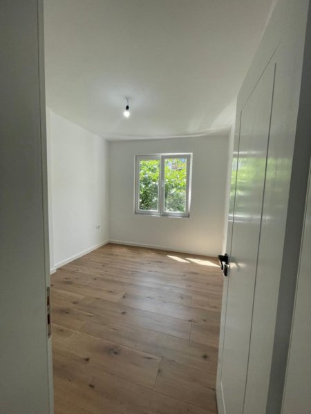 Tirane, shitet apartament 2+1 Kati 3, 65 m² 145.000 € (Mine Peza) TT 1129