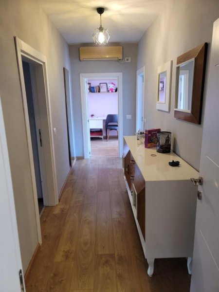 Tirane, shitet apartament 2+1 Kati 5, 97 m² 190.000 € (Rruga e Durresit) TT 1130