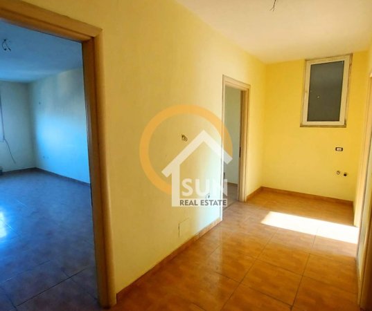 Shkoder, shitet apartament 2+1+Ballkon Kati 6, 80 m² 88.000 € (QENDER, SHKODER)