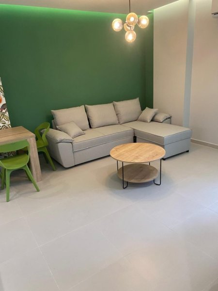 Tirane, shes apartament 1+1+Ballkon Kati 2, 90 m² (don bosko)