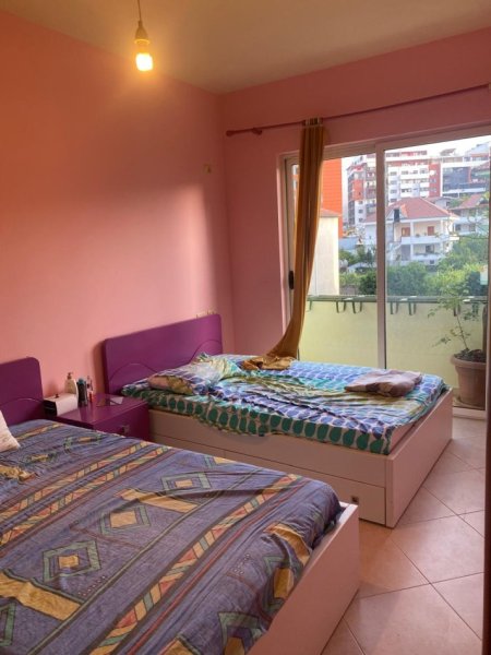 Tirane, shes apartament 2+1 Kati 1, 90 m² 120.000 € (astir)