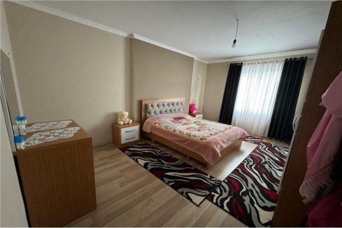 Tirane, shitet apartament 2+1+Ballkon Kati 4, 111 m² 114.000 € (Kamez)