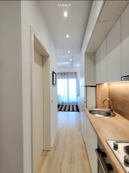 Tirane, shes garsonier 1+1 Kati 10, 30 m² 78.000 € (21 dhjetori)