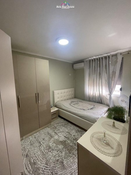 Tirane, shes apartament 2+1 Kati 1, 100 m² (liqeni i thate)