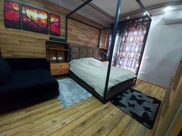 Tirane, jepet me qera apartament 1+1 Kati 8, 96 m² 1.200 € (myslym shyri)