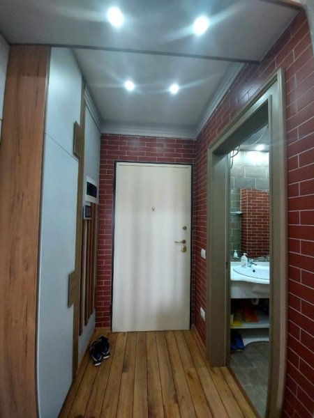 Tirane, jepet me qera apartament 1+1 Kati 8, 96 m² 1.200 € (myslym shyri)