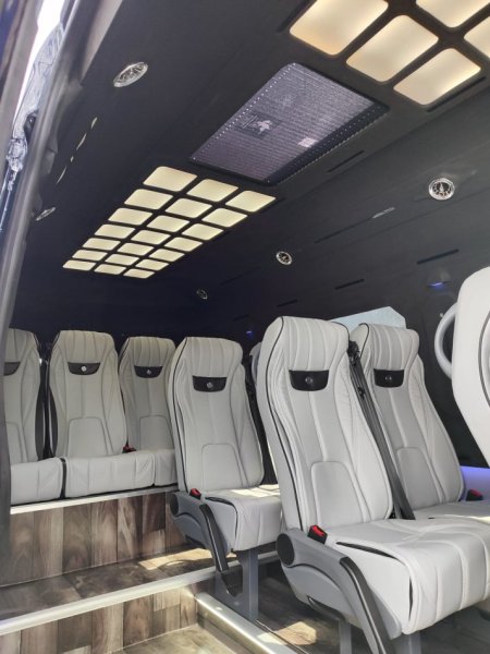 Tirane, shitet Minibus Mercedes sprinter 319 cdi Viti 2015,  Vende 12, Nafte, blu e errët automatik Kondicioner