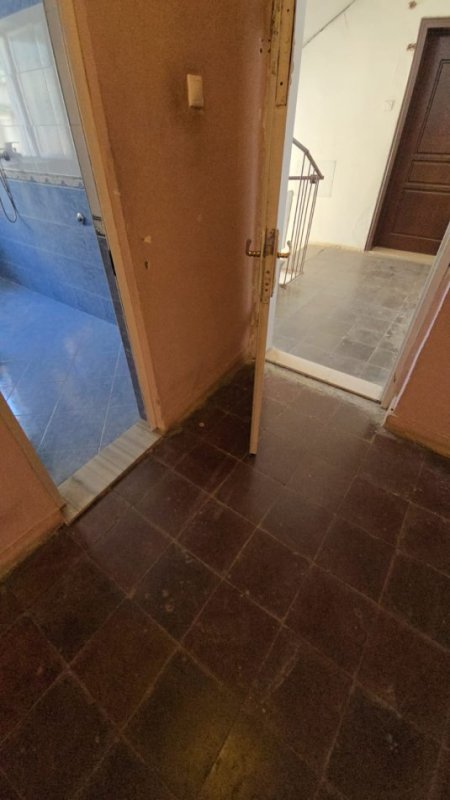 Tirane, shitet apartament 1+1+Ballkon Kati 3, 60 m² 85.000 € (Rruga Irfan Tomini, afer Karburant Kastrati)