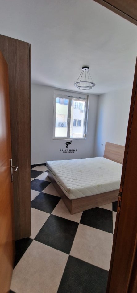 Tirane, shitet apartament 1+1+Ballkon Kati 3, 71 m² 120.000 € (KODRA E DIELLIT)