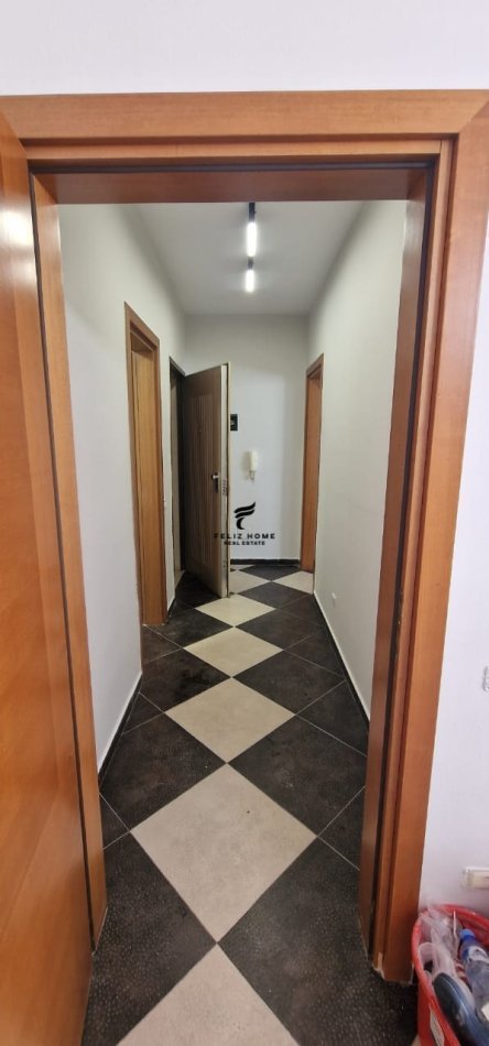 Tirane, shitet apartament 1+1+Ballkon Kati 3, 71 m² 120.000 € (KODRA E DIELLIT)