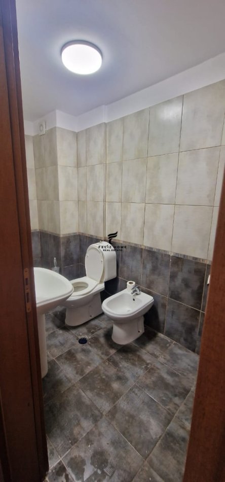 Tirane, shitet apartament 1+1+Ballkon Kati 3, 71 m² 120.000 € (KODRA E DIELLIT)