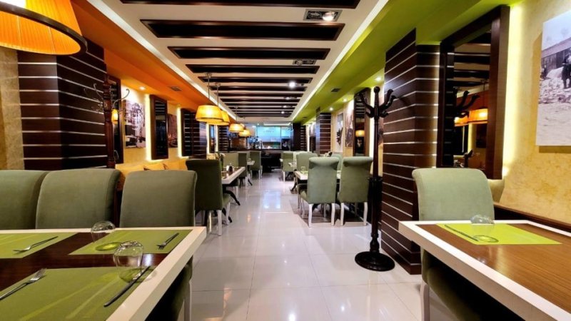 Korce, shitet hotel , 700 m² 1.200.000 € (Pedonale Korce)