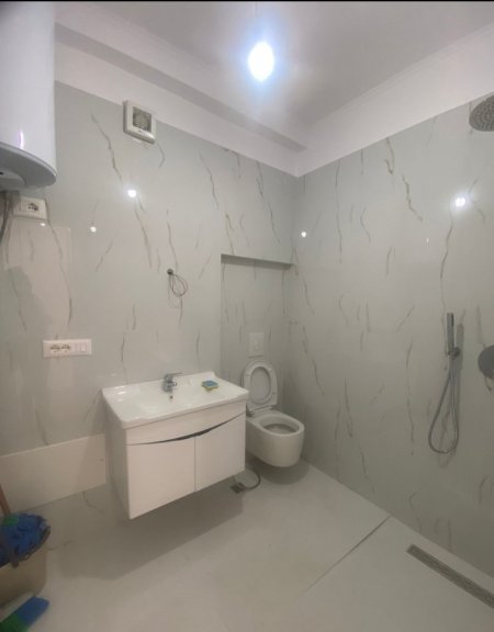 Tirane, shes garsonier Kati 5, 40 m² 85.000 € (Rruga e Elbasanit)