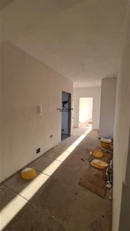 Tirane, shitet apartament 3+1 Kati 5, 145 m² 333.500 € (RRUGA E DURRESIT)