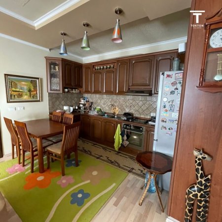 Tirane, shitet apartament 3+1+Ballkon Kati 5, 110 m² 235.000 € (brryl)