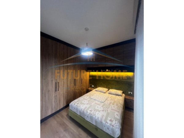 Tirane, shitet 1+1 Kati 2, 47 m² 125.000 € (Pazari i Ri)