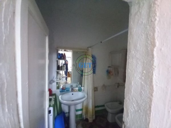 Durres, shitet shtepi 1+1 Kati 0, 156 m² 125.000 € (Stadiumi)