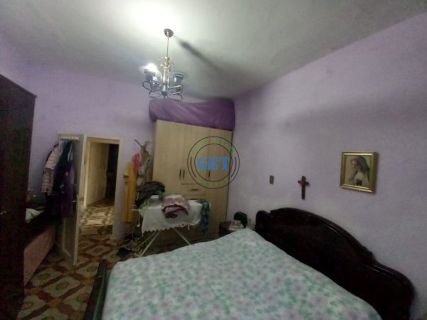 Durres, shitet shtepi 1+1 Kati 0, 156 m² 125.000 € (Stadiumi)
