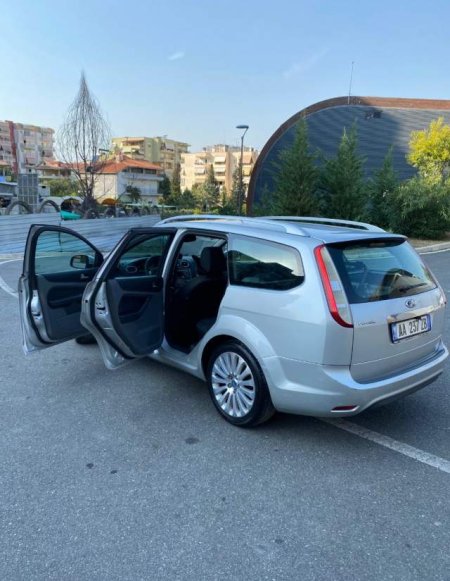 Tirane, shes makine Ford Focus Viti 2008, 3.300 Euro
