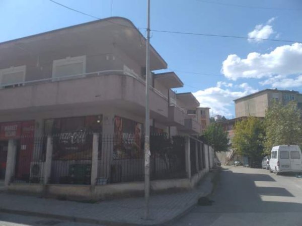 Tirane, shes ambjent biznesi Kati 0, 500 m² 420.000 Euro (Rruga Llambi Bonata)