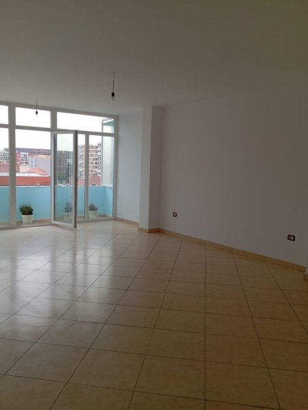 Tirane, shitet apartament 2+1+Ballkon Kati 5, 120 m² 155.510 € (don bosko)