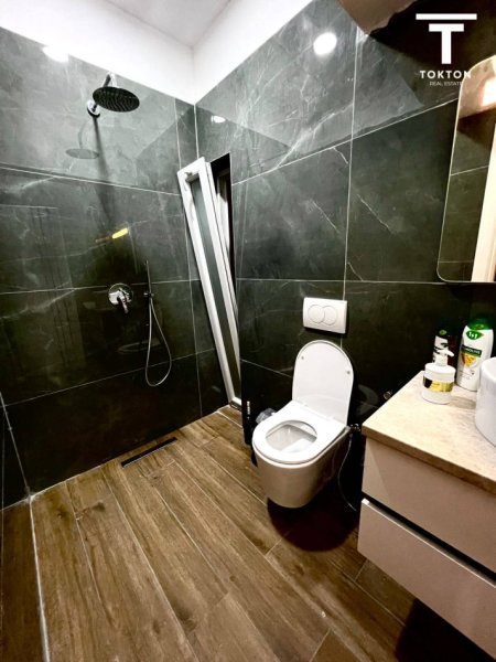 Tirane, shitet apartament 1+1 Kati 6, 48 m² 85.000 € (Pazari i Ri) TT 1140