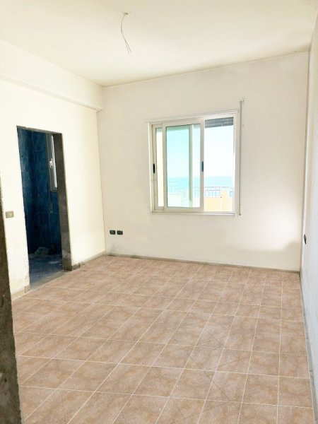 Durres, shitet apartament 2+1+Ballkon Kati 8, 201 m² (Durres)