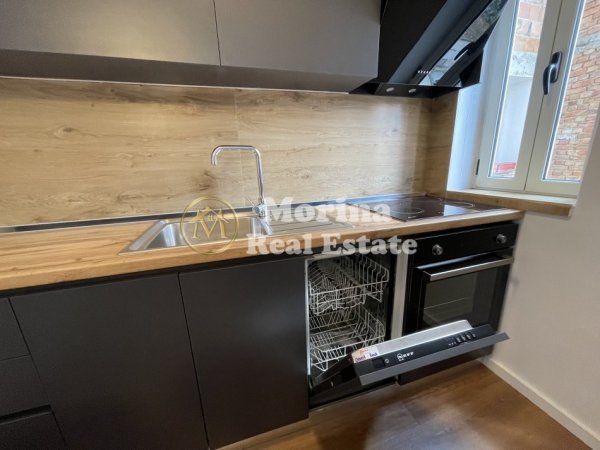 Tirane, jepet me qera apartament 1+1 Kati 3, 58 m² 580 € (Rruga Elbasanit)