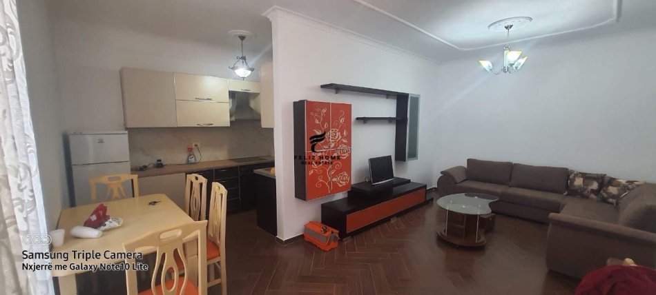 Tirane, shitet apartament 2+1+Ballkon Kati 7, 93 m² 110.000 € (ASTIR)