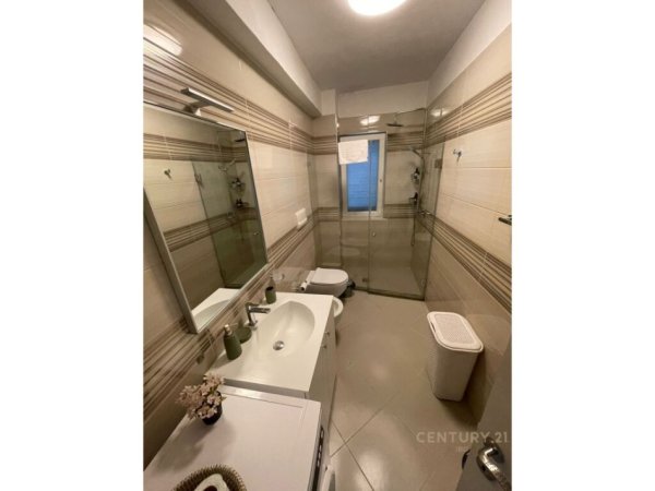 Tirane, shitet 1+1 Kati 5, 70 m² 165.000 € (Ish Blloku)