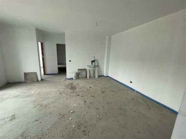 Tirane, shitet apartament 2+1 Kati 3, 117 m² 139.000 € (LAPRAKE)
