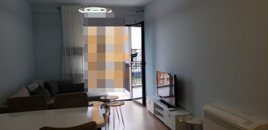 Tirane, jepet me qera apartament 1+1 Kati 7, 65 m² 500 € (XHAMLLIKU)
