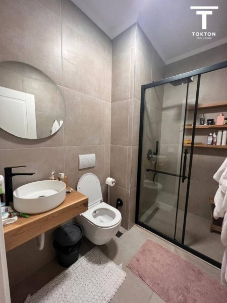 Tirane, shitet apartament 2+1 Kati 11, 137 m² 193.000 € (Ish Fusha Aviacionit) TT 967