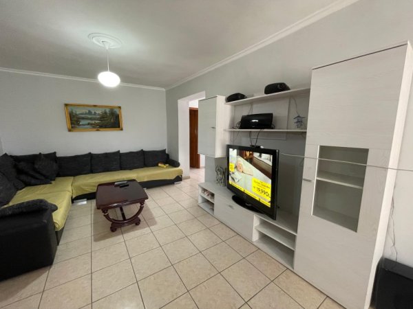 Tirane, shitet apartament 2+1 Kati 4, 135 m² 163.000 € (Brryli)