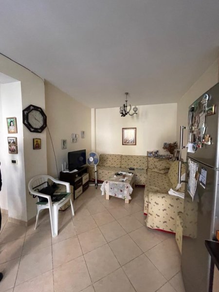 Tirane, shitet Duplex 3+1 Kati 2, 120 m² 150.000 € (Siri Kodra) TT 1148