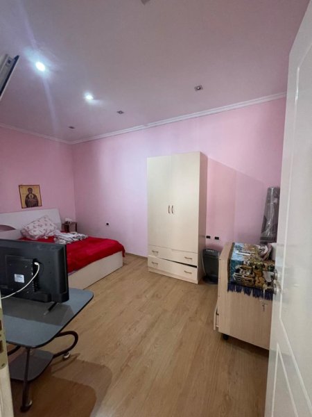 Tirane, shitet Duplex 3+1 Kati 2, 120 m² 150.000 € (Siri Kodra) TT 1148