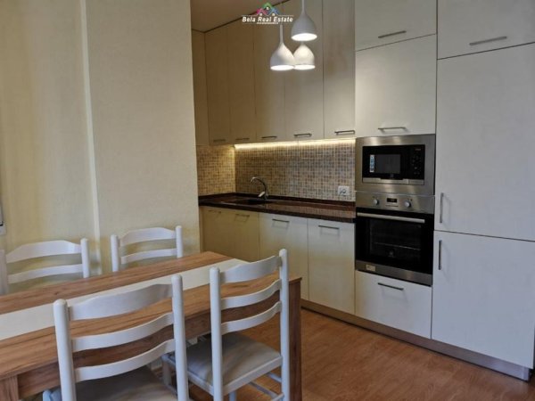 Tirane, shes apartament 2+1 Kati 4, 95 m² 170.000 € (kompleksi delijorgji)
