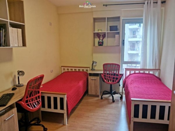 Tirane, shes apartament 2+1 Kati 4, 95 m² 170.000 € (kompleksi delijorgji)