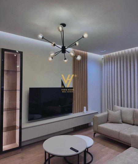 Tirane, jepet me qera apartament 2+1+Ballkon Kati 3, 110 m² 1.000 € (TEGU)