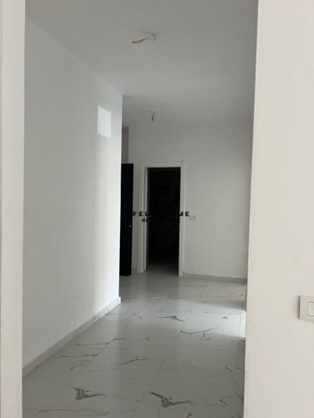Tirane, shitet apartament 2+1 Kati 2, 122 m² 170.000 € (KINOSTUDIO)