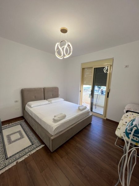 Vlore, shitet apartament 2+1+Aneks+Ballkon Kati 1, 86 m² 179.000 € (Lungomare, Vlore)