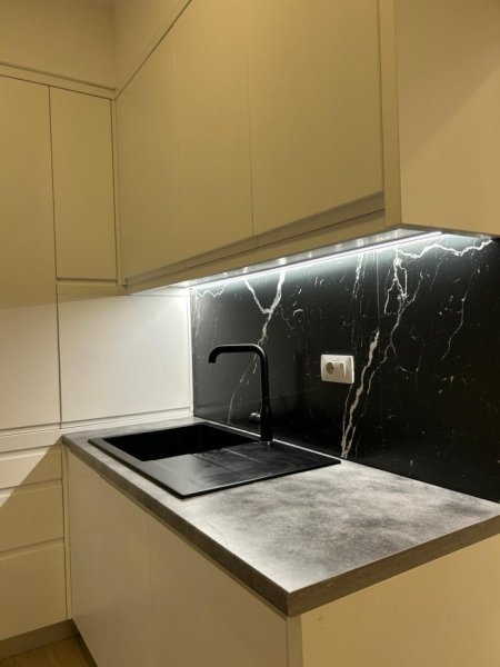 Vlore, shitet apartament 2+1+Aneks+Ballkon Kati 1, 86 m² 179.000 € (Lungomare, Vlore)