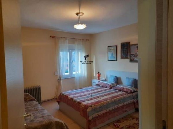 Tirane, jepet me qera apartament 1+1 Kati 5, 50 m² 450 € (21 DHJETORI)