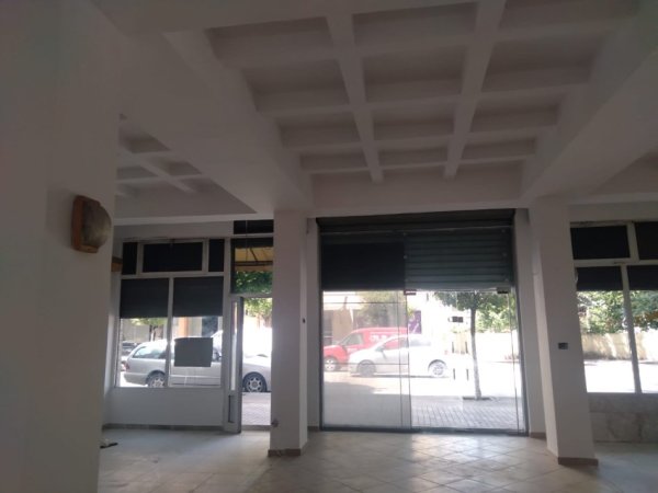 Fier , shitet ambjent biznesi Kati 0, 162 m² 320.000 € (Rruga Mujo Ulqinaku Fier)