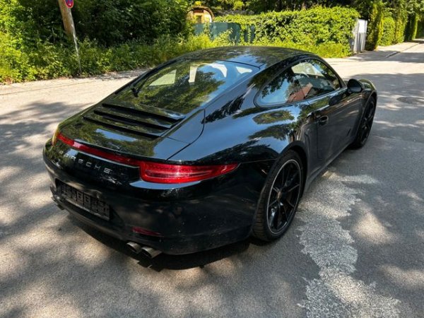 Gjermani, shes makine Porsche 911 Carrera 4S Benzin, e zeze automatik Kondicioner 186.000 km 79.900 €