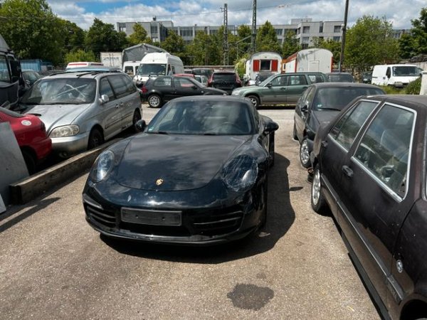 Gjermani, shes makine Porsche 911 Carrera 4S Benzin, e zeze automatik Kondicioner 186.000 km 79.900 €